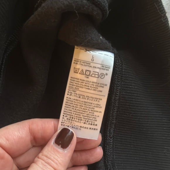 Banana Republic Factory Womens Crewneck Sweatshirts (2) - Picture 3 of 7